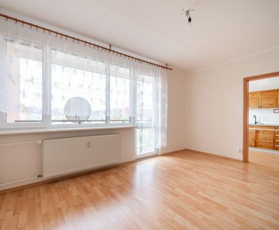 3-izbový byt 61m2  v Trenčíne na Ul. Opatovská