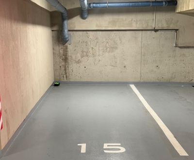 PRENÁJOM vnútorné parkovacie státie v garáži Villa Rustica