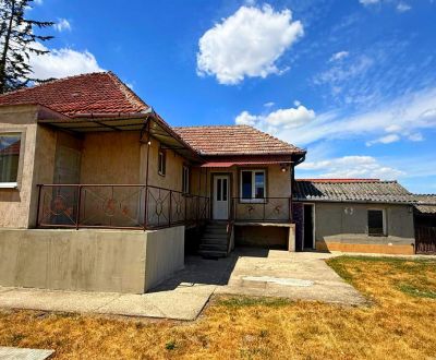 NA PREDAJ 3 IZBOVÝ RODINNÝ DOM ČALOVEC – TICHÁ LOKALITA