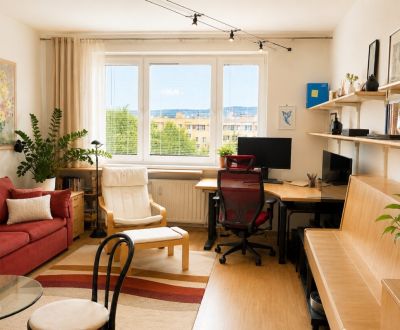 2-izb.byt, ul. Studenohorská, Lamač, so zariadením