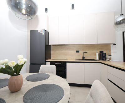 Chorvátsko, Vodice - zariadený apartmán s výhľadom na more