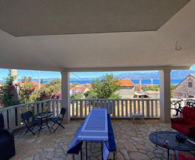 Brač(HR)- zariadený apartmán s výhľadom na more
