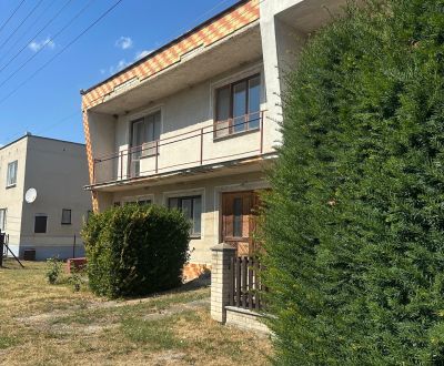 PREDAJ : 4 IZBOVÝ RODINNÝ DOM V OBCI ČÍČOV