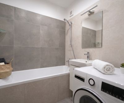 TOP LOKALITA - 3i 64m2 - loggia - Dubnica nad Váhom