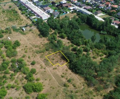 Stavebný investičný pozemok 583 m2 | Senec