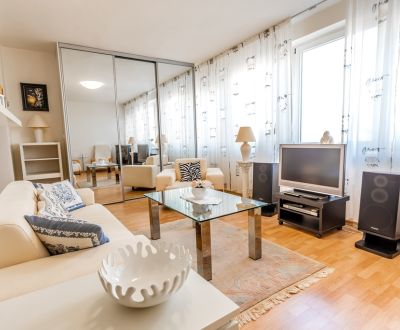 Na prenájom priestranný 3-izbový byt s lodžiou, 101 m², od 10 / 2026
