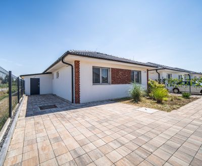 NOVOSTAVBA 4i BUNGALOVU NA PREDAJ - MUŠKÁTOVÁ ul., VINOSADY