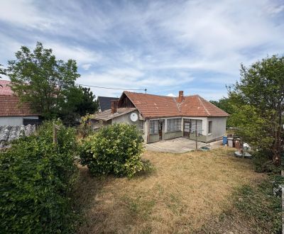 Rodinný dom v Cabaj-Čápore s pozemkom 1 053 m²