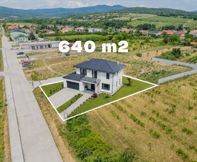  PREDAJ SP VO VINOSADOCH - 640 m2