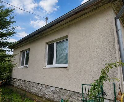 DOM ZA CENU BYTU, pozemok 690 m² vo Veľkých Ripňanoch.