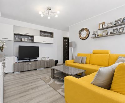 Zariadený 3 izb.byt, 229 m2 záhrada, 2 parkovacie miesta 