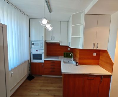 Prenájom 1 izbový byt s balkónom na ulici J. Hollého