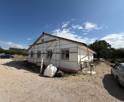 Posledný Voľný - Moderný 4-izbový rodinný dom s terasou a záhradou