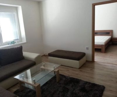 Prerobený 2 izbový byt v centre mesta Nové Zámky