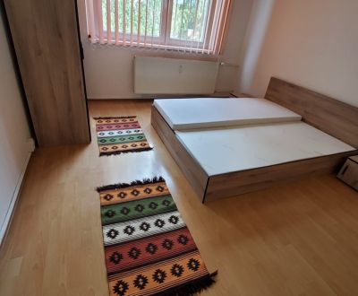 Priestranný  2 izbový byt  Trenčín - Karpatská ul. prenájom 
