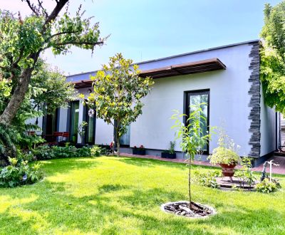 Na predaj rodinný dom, 5 izbový bungalov, Zálesie, Dolnomajerská ul. 