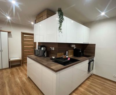 PREDAJ- 3-izbový kompletne zrekonštruovaný byt - Cyrilometodská ul.