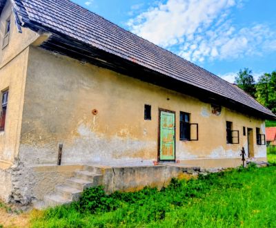 Vidiecky rodinný dom-chalupa, pozemok 1050m2