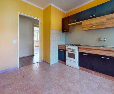 PREDAJ 3 izbový, tehlový byt s balkónom - REZERVOVANÉ