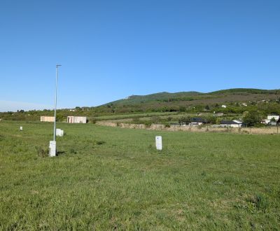 Stavebný pozemok 720 m2 v Štitároch