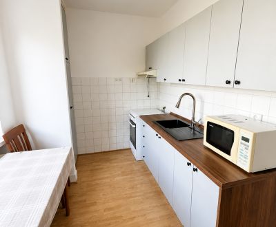 Prenájom 3 izbový byt, ulica Poludníkova, Bratislava II. Ružinov