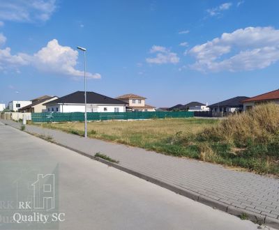 SENEC - NA PREDAJ exkluzívny stavebný pozemok pre rodinné domy - JUŽNÁ