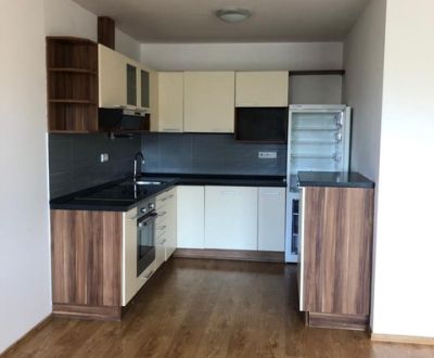 2 Izbový byt na Čaklovskej na prenájom