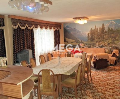 EXKLUZÍVNE NA PREDAJ:  3.podlažný dom v meste Snina