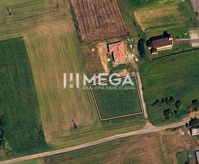 NA PREDAJ: Priestranný pozemok 2126 m² obec Víťazovce – ideálny na výs