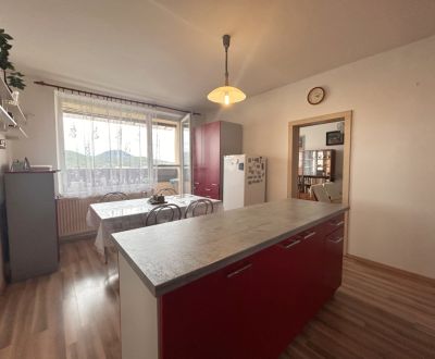 NA PREDAJ  3-IZBOVÝ BYT S BALKÓNOM, 72m2,SÍDLISKO 3, PREŠOV