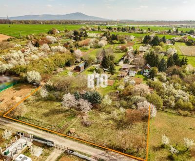 Záhrada/podnikanie?  2.000 m2 pozemok - 3 min. od mesta Nitra