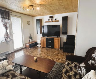 94,66 m², štyri izby a nikto nad hlavou. A Komenského má svoje výhody!