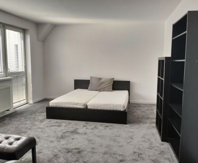 Prenájom dvoch 2-izbových bytov vedľa seba, Martin - centrum