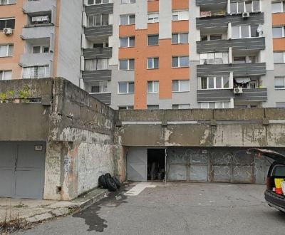 Garáž, Dudvažská ul., Podunajské Biskupice