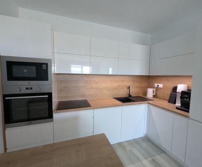 MODERNÁ ZARIADENÁ NOVOSTAVBA  takmer v centre - MAHULANKA
