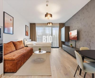 PRÍSTAVNÁ – DIZAJNOVÝ 1-izbový apartmán s loggiou, výhľadom aj pivnico