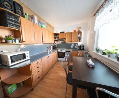 : 4-izbový byt, Prešov - Sekčov, Ďumbierska, loggia, 79 m2