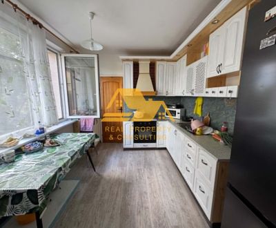 Exkluzívne! Predám 3 izbový byt s 2 balkónmi v Nových Zámkoch