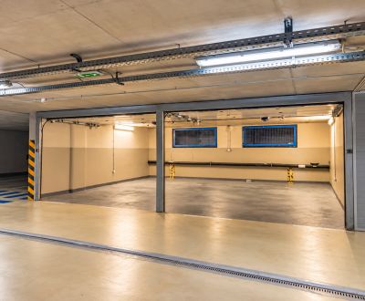 Na prenájom 2-garáž, 42 m², v garážovom dome, Cintorínska ul., ihneď