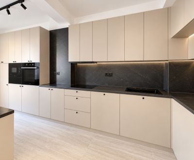 Dizajnový 3 izb. 102m2 zrekonštruovaný byt v centre blízko Eurovea TOP