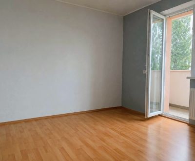 NA PREDAJ - 1 izbový byt Martin-Podháj