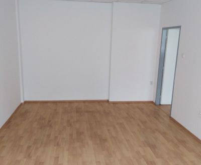 Klimatizovaná 2 - kancelária 42,6 m2 pri POLUS-e na Pluhovej ul.