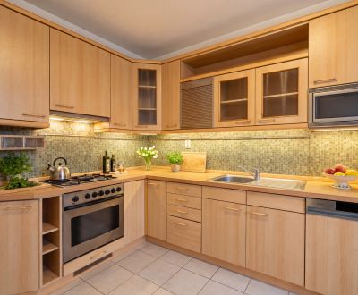 PREDAJ – veľkorysý 3i byt, 89 m², lodžia a garáž, Jégého, Ružinov