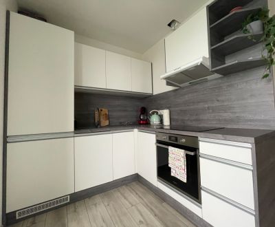 Na prenájom 3izbový byt v novostavbe CROSS - centrum Martina