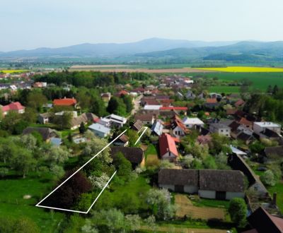 STAVEBNÝ pozemok 1421m2 so všetkým IS | Adamovské Kochanovce