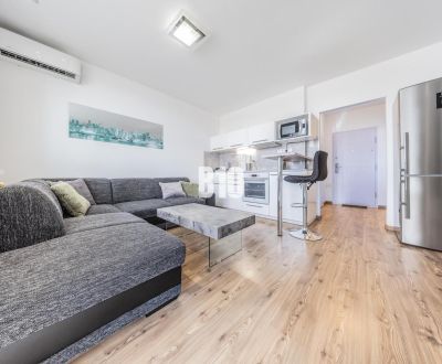 ZREKONŠTROVANÁ 2-garsónka s PANORAMATICKÝM VÝHĽADOM a ELEKTRIČKOU pria