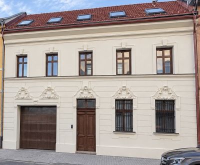 4-izbový byt (apartmán) v Starom Meste na Čajakovej ul.