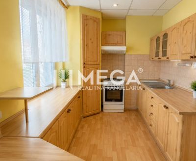 R E Z E R V O V A N Ý      3-izb. byt 72 m²- CENTRUM HUMENNÉ