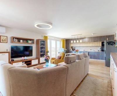 Jedinečný 4-i penthouse s panoramatickými výhľadmi, Bory, 2x Parking
