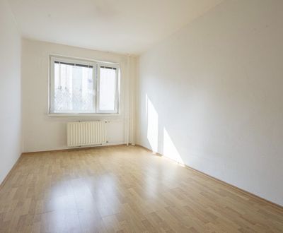 3 izb.byt + BALKÓN + PIVNICA + ŠPJZA + KUMBÁL